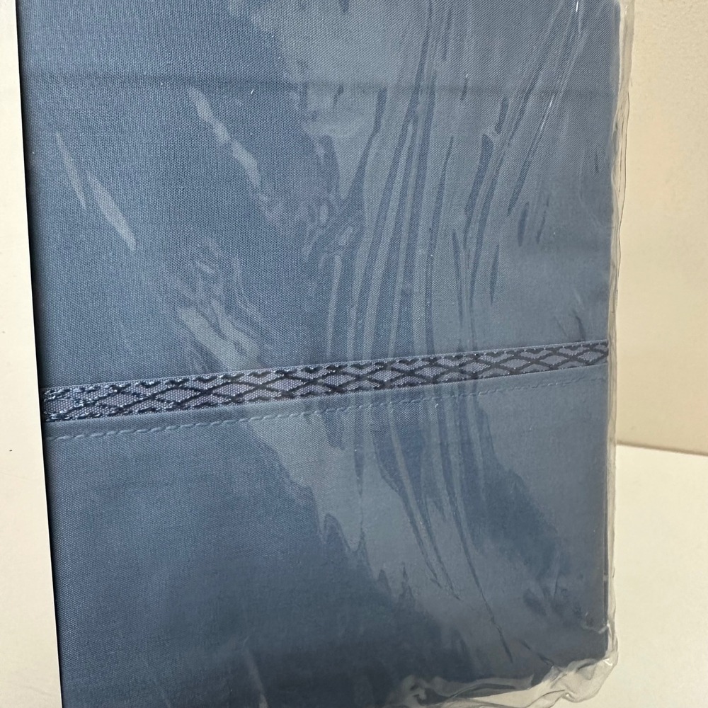 Martex Modern Living Full Flat Sheet 300 TC Blue Cotton Rich Set of 2 New - Picture 7 of 7